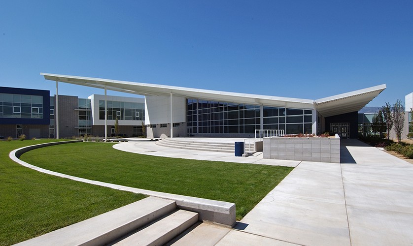 Kendyl Depoali Middle School United Construction